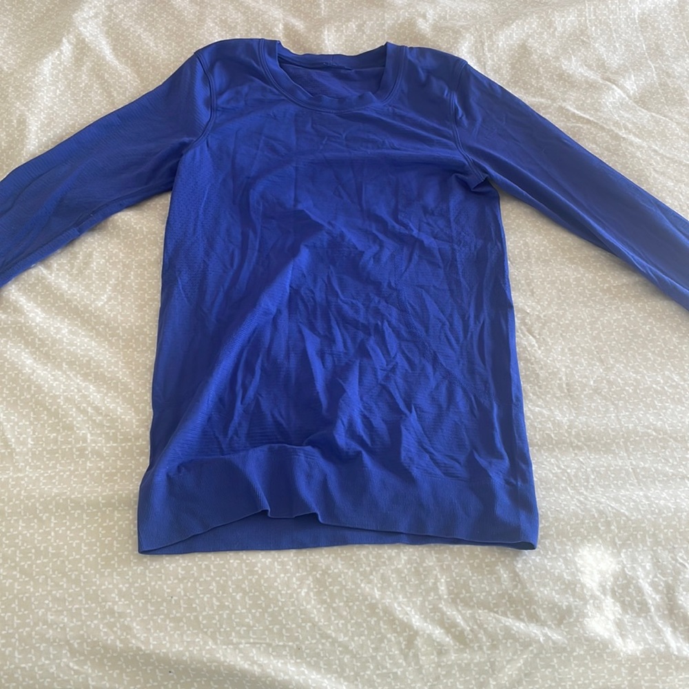 physic blue long sleeve swiftly tech lululemon size 2
